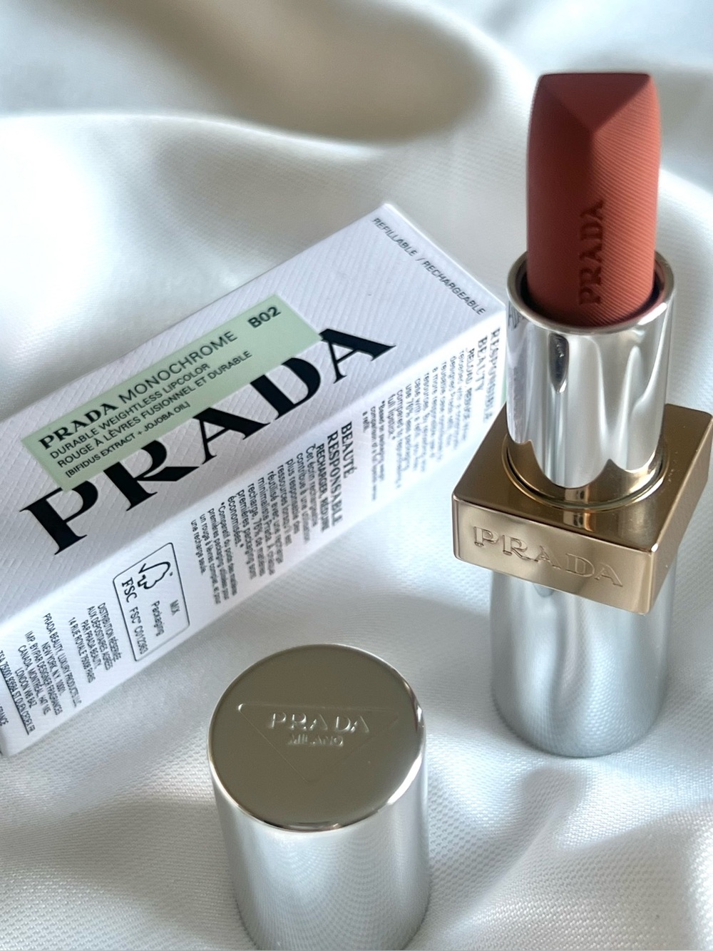 Prada Monochrome Matte Lipstick —
HYPER MATTE
B02 QUARTZ - Picture 2 of 8